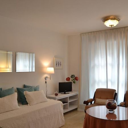 Apartamento Carlos Canal Севилья Экстерьер фото
